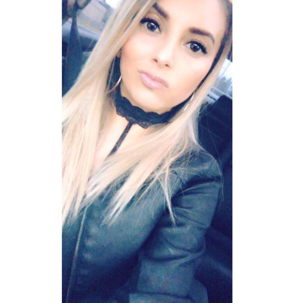 Meet your Posher, Ana jess